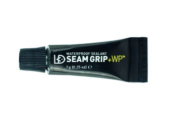 GearAid Seam Grip +WP Súprava na opravu v teréne 7 g Seam Grip a 2 záplaty
