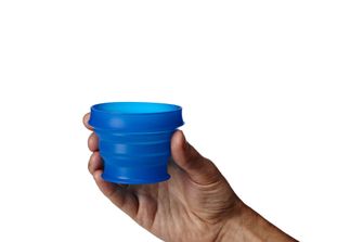 humangear GoCup skladací, hygienický a baliteľný cestovný pohár &#039; 237 ml modrej farby