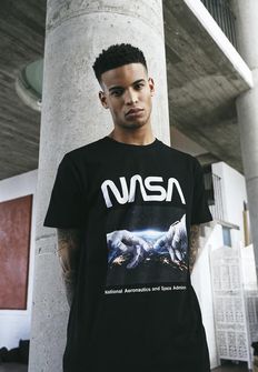 NASA pánske tričko Astronaut Hands, čierne